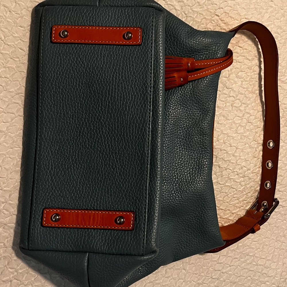 Spring is coming!  tan and robin egg blue Dooney Leather hobo would be perfect - Picture 5 of 9